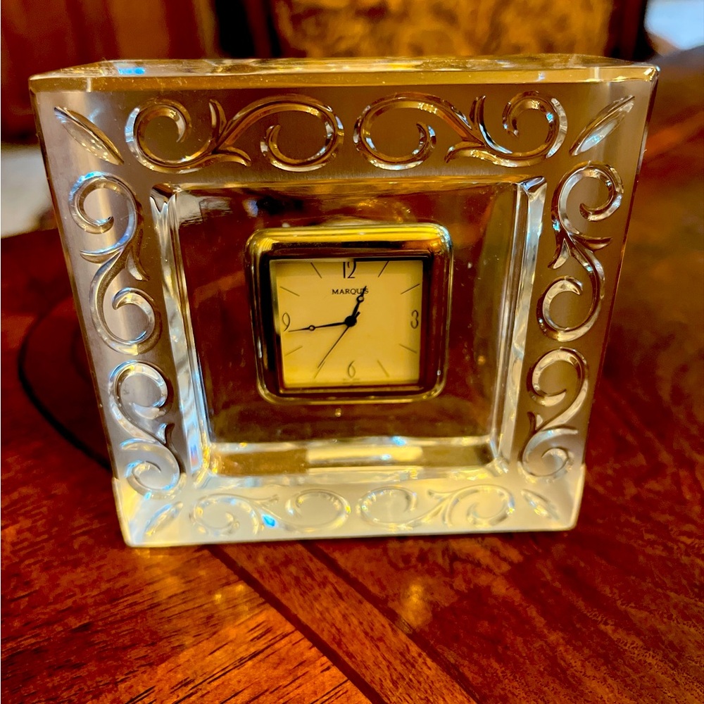 Marquis Waterford Arabesque Clock Seiko Lead Crystal Germany